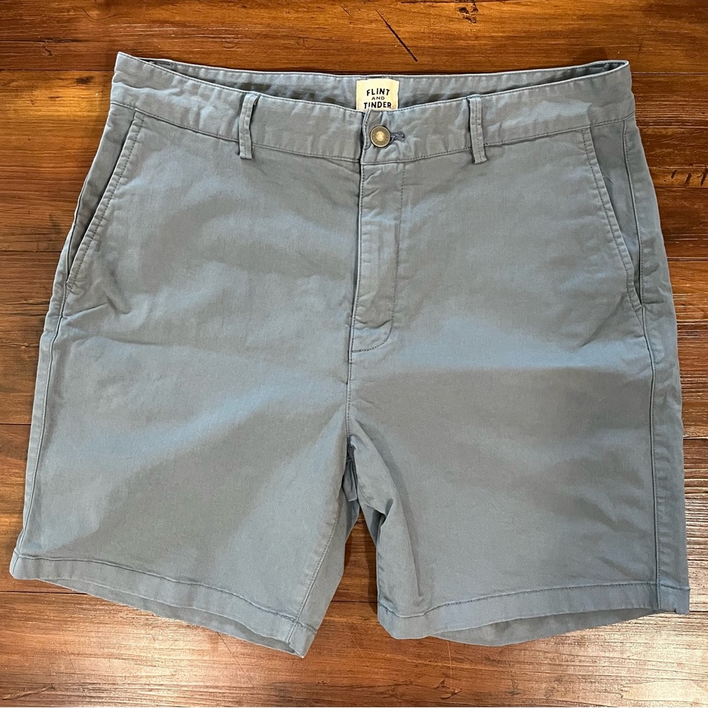 Flint and Tinder 365 Mens Shorts 7” Blue Size 33